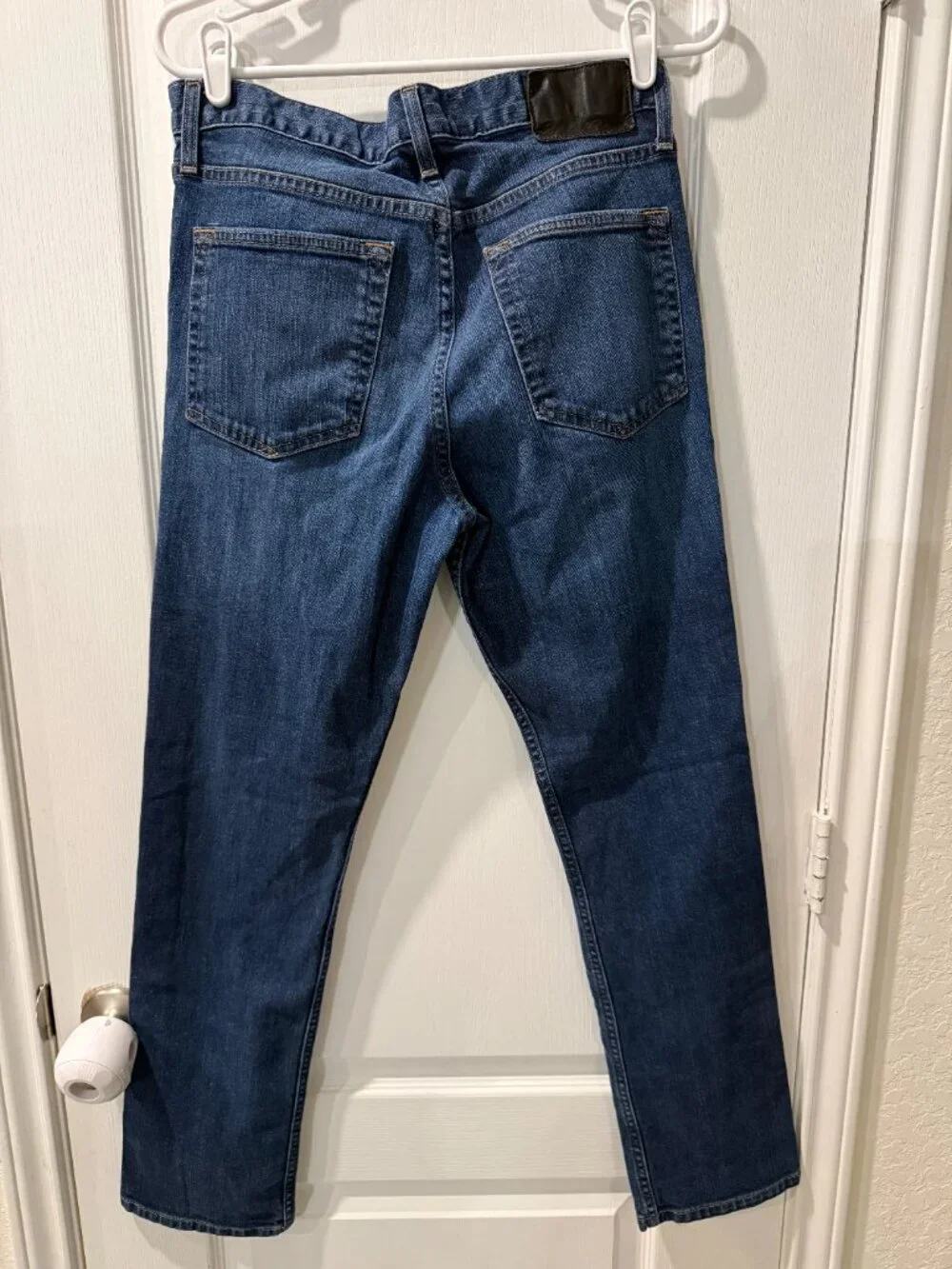 Eddie Bauer Men's Slim Fit Jeans Medium Dark Wash Size 32x30